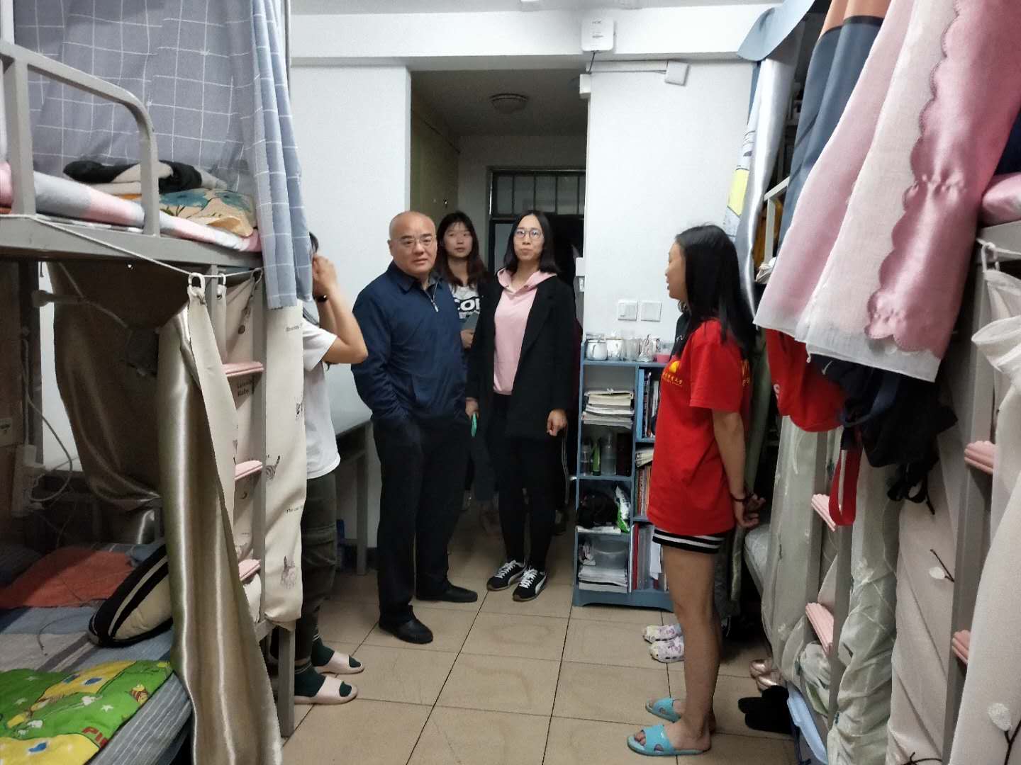 1b2c9bcd6a6f423387c189bd617783ed.jpg 1b2c9bcd6a6f423387c189bd617783ed.jpg