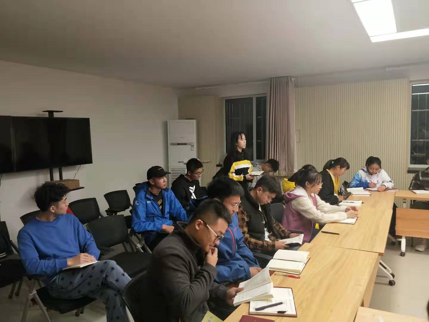 efcec994aff94a37a58aaa4fc83111bb.jpg efcec994aff94a37a58aaa4fc83111bb.jpg